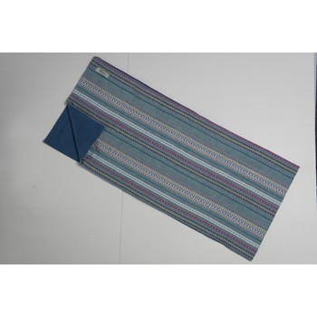 プレイステッチ　テーブルランナー