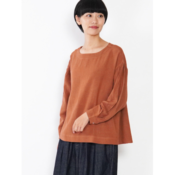 プレーン　プルオーバー