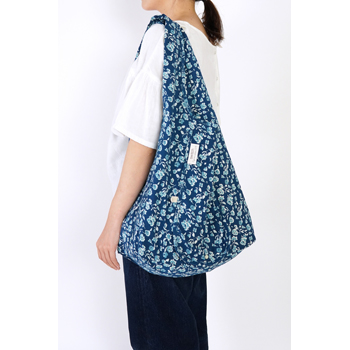 アズールフラワー　ラップエコバッグ