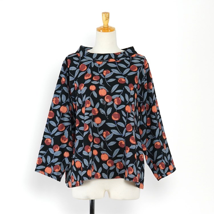 フルーツ　ボトルネック　プルオーバー