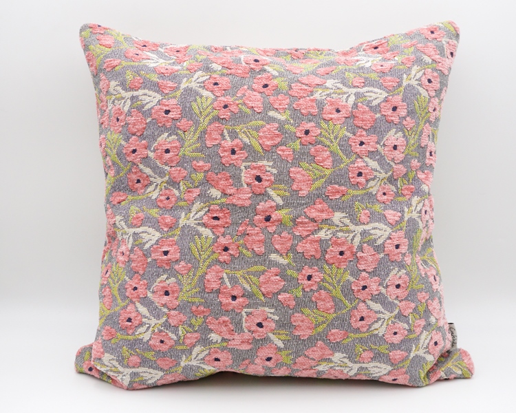 マニ　クッションカバー