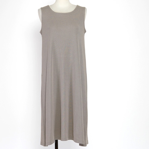 リブインナー　ロングタンクトップ