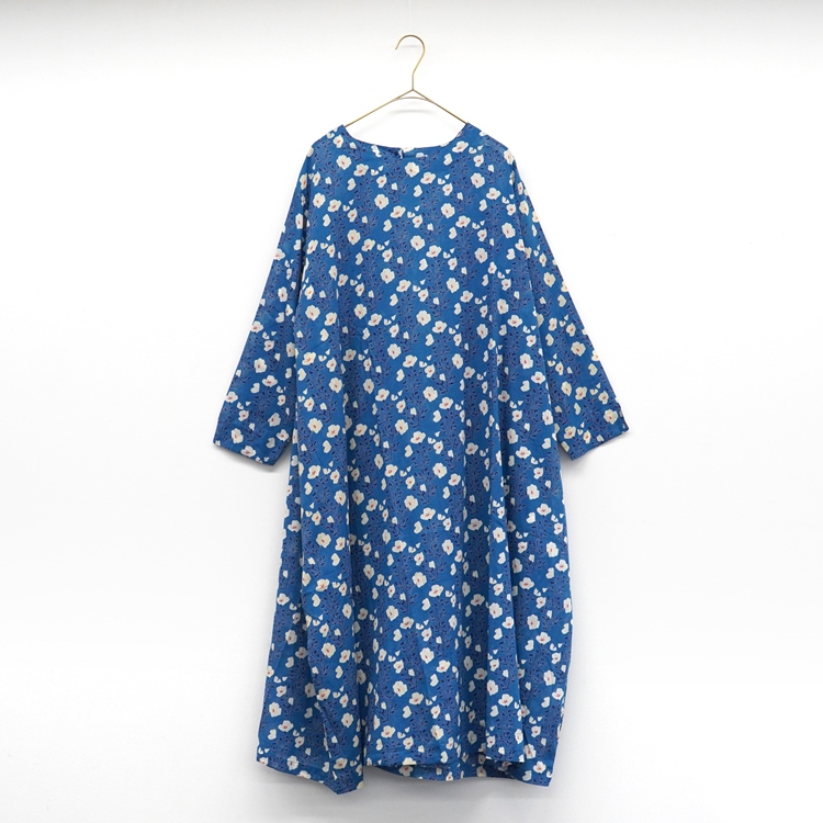 フラワーライン　バルーンワンピース