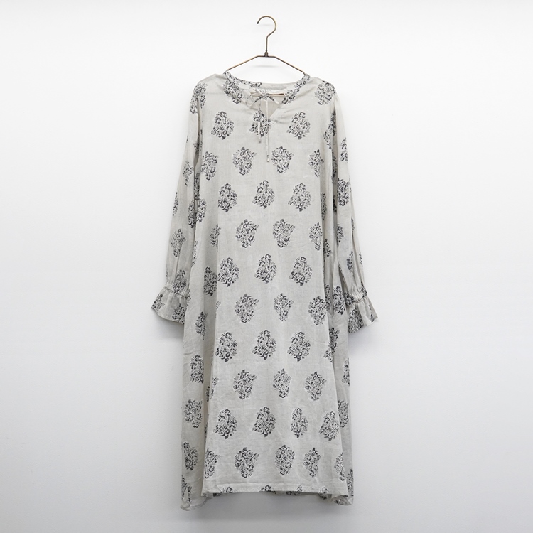 カンパニュラ　ワンピース