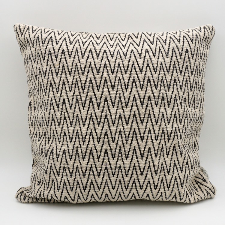 ラシ　クッションカバー