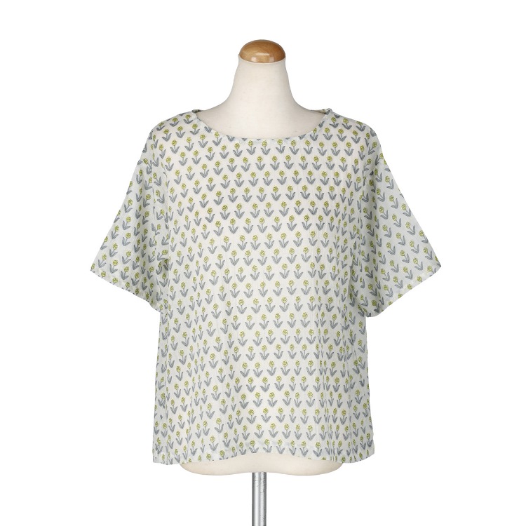 プリヤファーム　プルオーバー