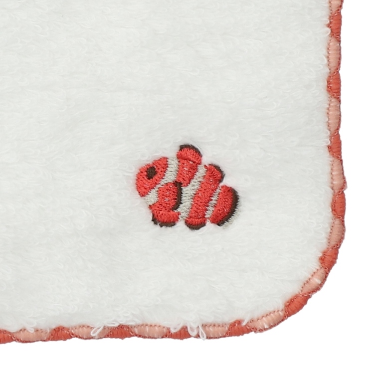 クラウンフィッシュ　ワンポイント刺繍タオル