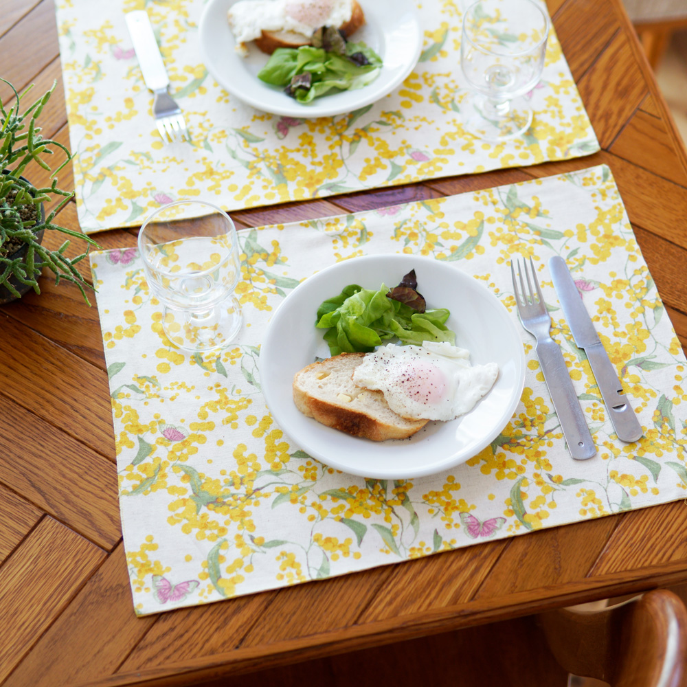 イエローパピヨン ランチマット