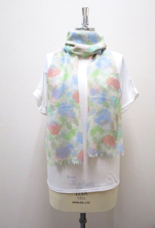 エルフィ　ストール